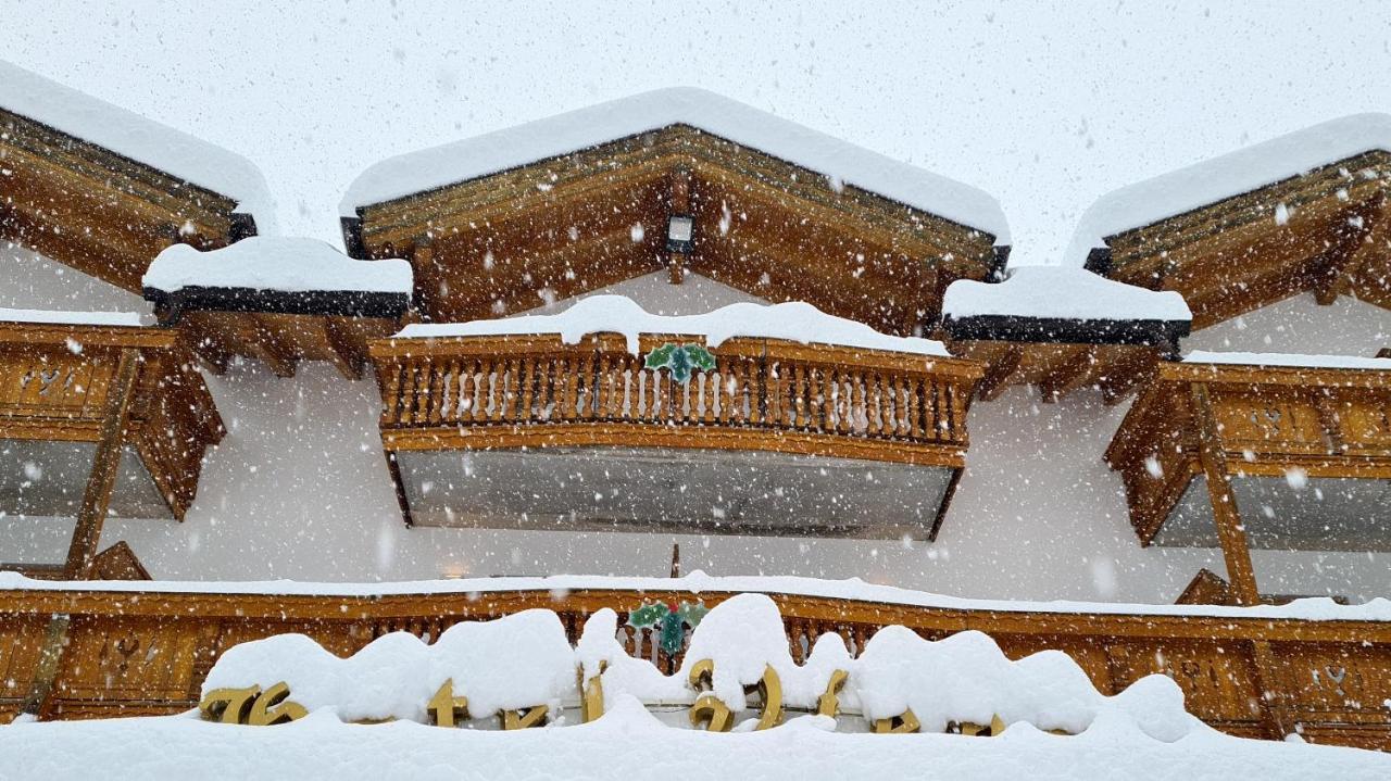 Hotel Vienna San Martino Di Castrozza Exterior photo